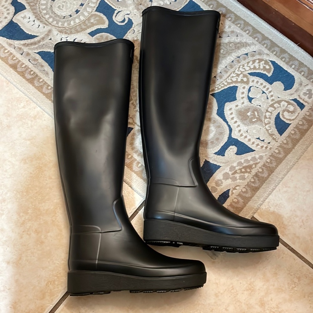 Brand New Hunter Boots Black Size 7